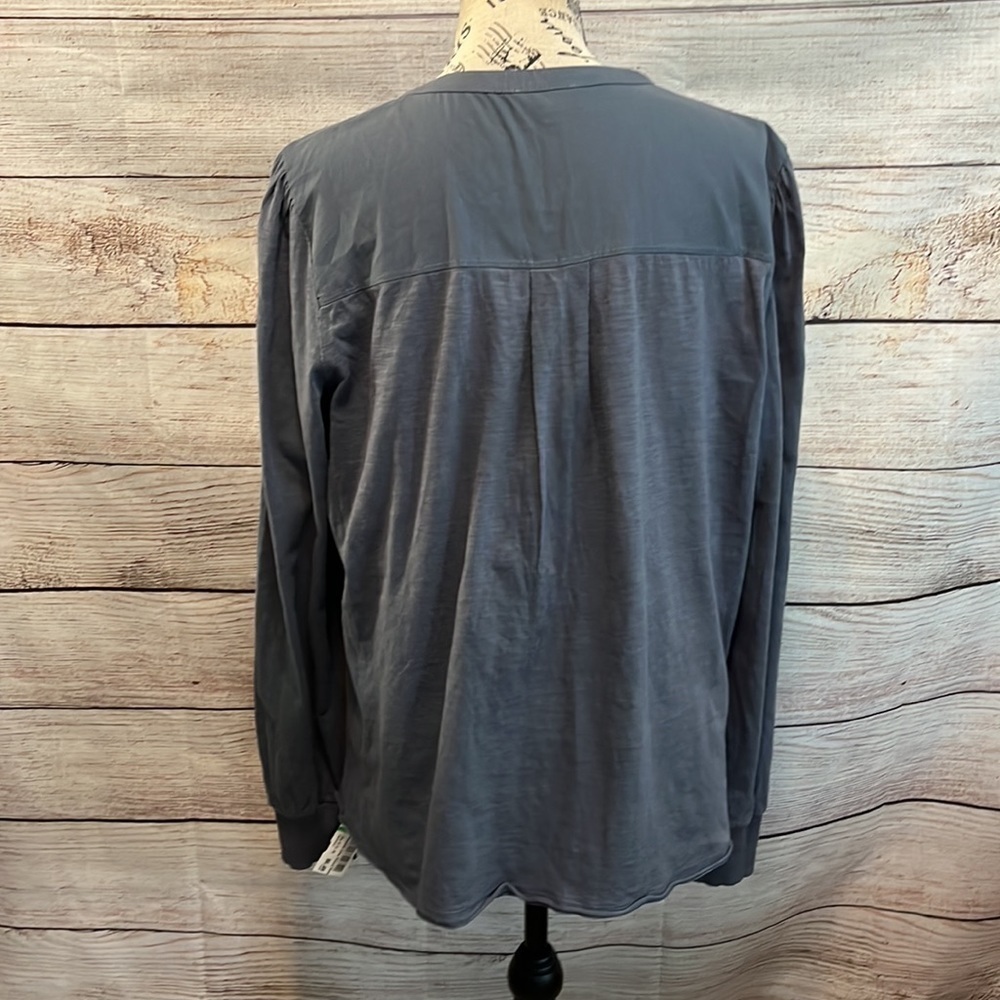 Me + Em Top Blouse Henley Blue Size 14 Buttons - Picture 6 of 9